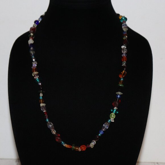 Beautiful multi- colored glass beaded necklace 24" - Picture 1 of 5